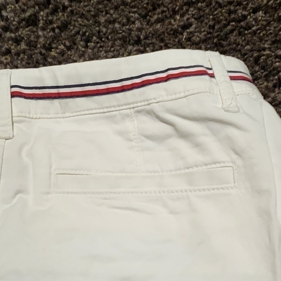 Tommy Hilfiger Chino Style Short White Sz. 8 - Picture 2 of 7